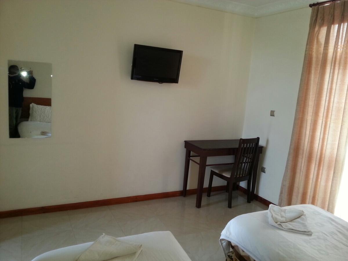 Kino Hotel Gonder ภายนอก รูปภาพ